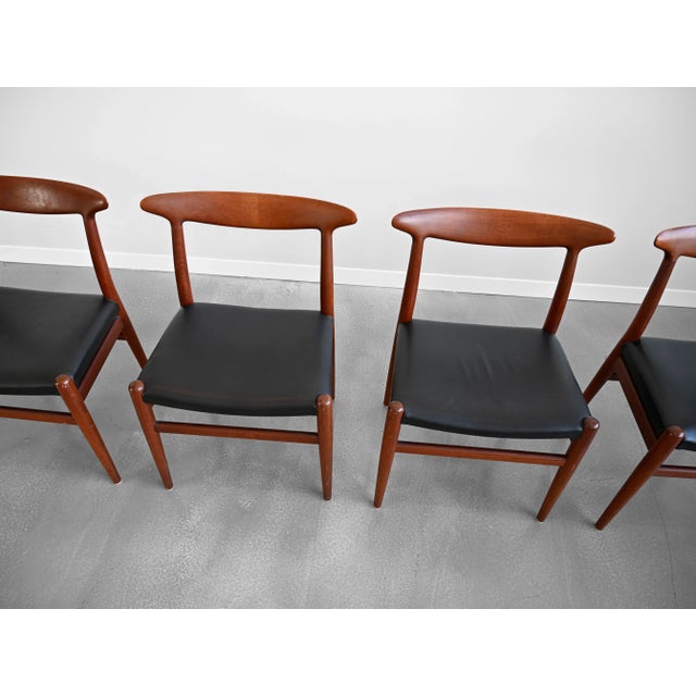 Hans Wegner 'W2' Dining Chairs in Teak and Black Leather for c.m. Madsen - Set of Four For Sale In Detroit - Image 6 of 12