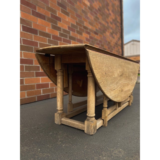 English 19th Century Oak Gateleg Table For Sale - Image 3 of 18