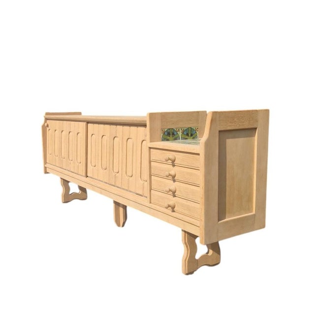 Guillerme et Chambron Vintage Sideboard in Light Oak by Guillerme & Chambron for Votre Maison For Sale - Image 4 of 7