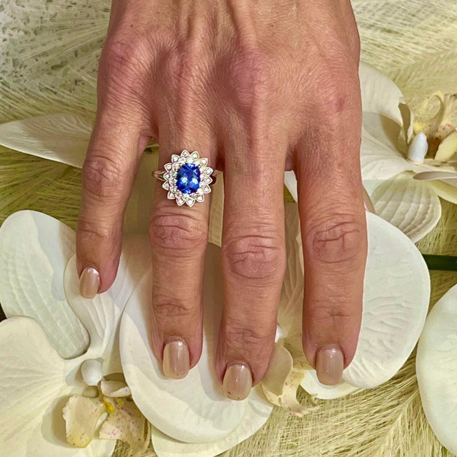 Traditional Natural Tanzanite Diamond Ring 6.5 14k W Gold 2.61 TCW Certified For Sale - Image 3 of 14