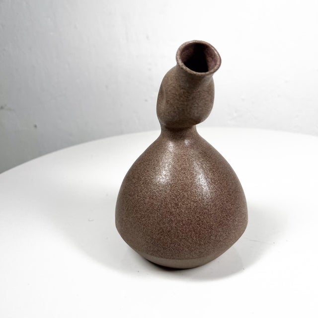 AMBIANIC presents 1970s Art Pottery Anderson Abstract Vase Smooth Sensual Duck Shape Signed 6.75 h x d 4 Original preowned...