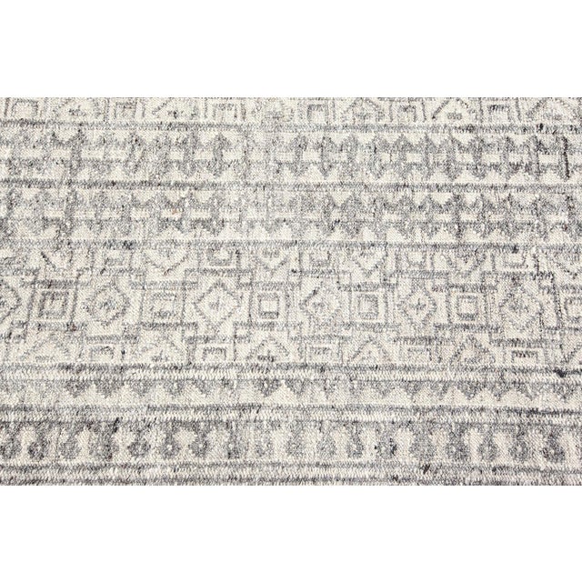 Modern Traditional Inspired Rug by Doris Leslie Blau For Sale In New York - Image 6 of 7