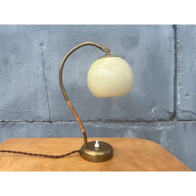 1950s Table Lamp by Mauri Almari for Idman Oy, Brass, Rattan, Glass For Sale In Miami - Image 6 of 11