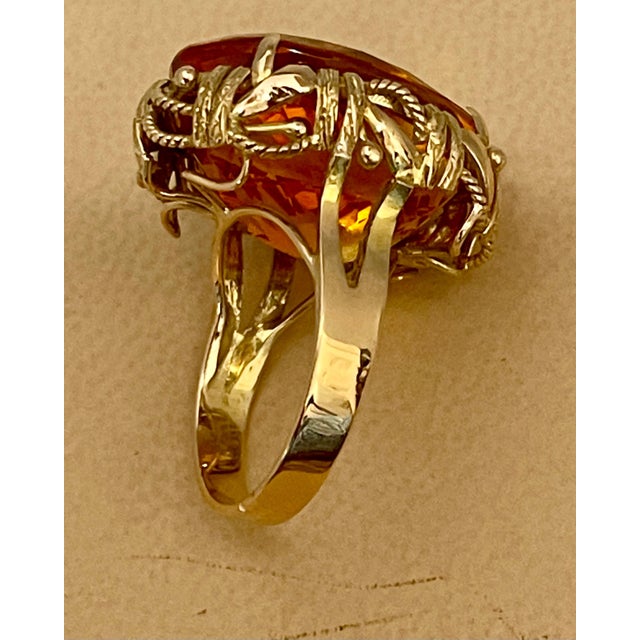 Yellow 20 Carat Natural Oval Citrine Cocktail Ring in 14 Karat Yellow Gold, Estate For Sale - Image 8 of 18