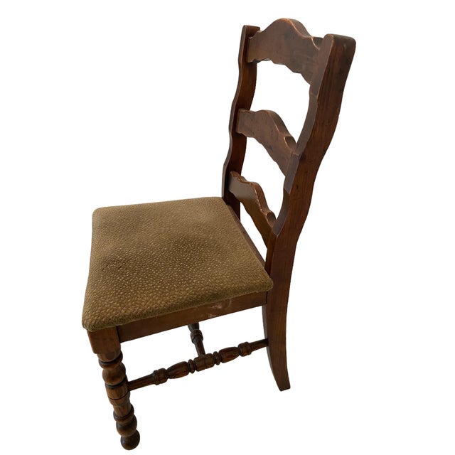 Quick Hits: Brand: Young-Hinkle (of Lexington Furniture) Styles: Americana, Rustic Material: Pine Wood Condition: Good,...