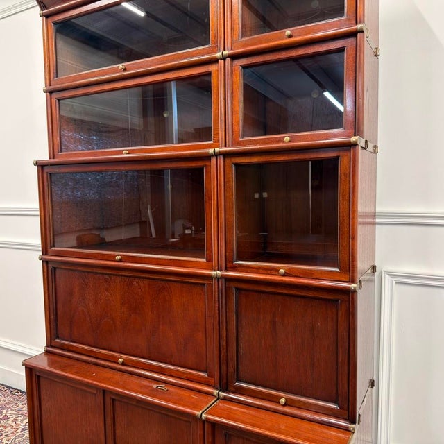 English Bookcase from Globe Wernicke For Sale - Image 13 of 18
