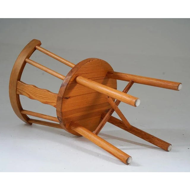 Brown Swedish Chairs in Pine by Steneby Hemslöjd, 1960s, Set of 5 For Sale - Image 8 of 11