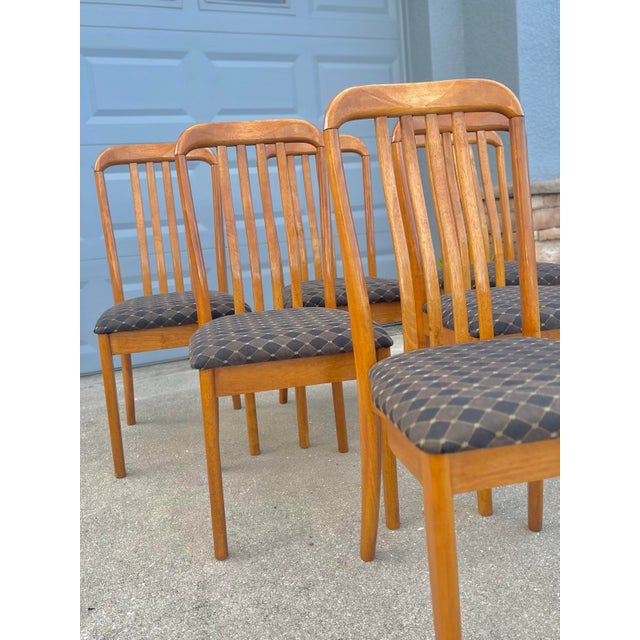 Mid-Century Modern Danish Mid Century Modern Style Dining Chairs | Set of Six in Benny Linden Style For Sale - Image 3 of 12