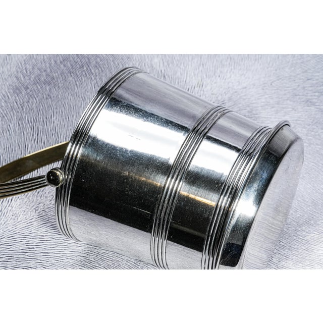 1960s Classic Vintage Mid Century Modern MCM Banded Silverplate Ice Bucket Barware Home Decor For Sale - Image 9 of 17