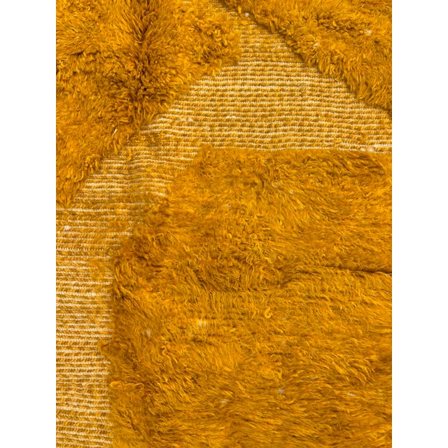 Mid-Century Modern Golden Ochre Moroccan Mrirt Rug For Sale - Image 3 of 10