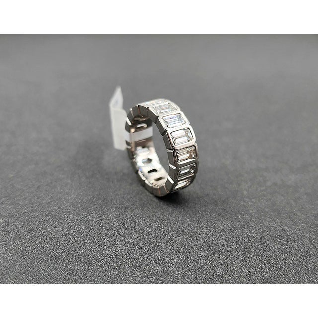 Metal 5.72 Ct Emerald Cut Bezel Set Diamond Eternity Ring Size 6.5 For Sale - Image 7 of 8