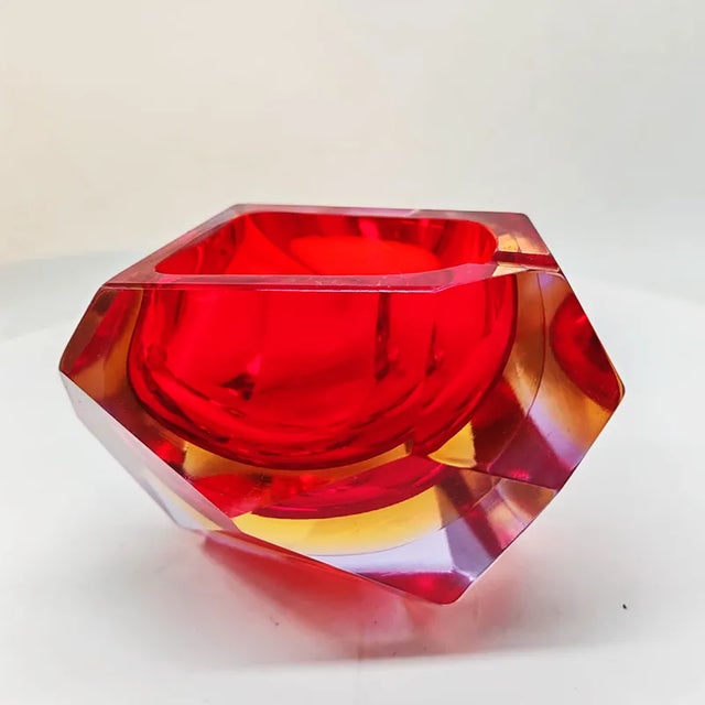 Asymmetric Square Ashtray in Murano Glass attributed to Flavio Poli for Seguso, Italy, 1960s For Sale - Image 6 of 10