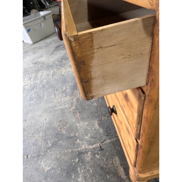 Late 19th Century 19th Century English Pine Chest of Drawers For Sale - Image 5 of 12