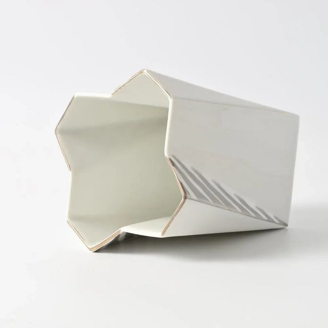 Danish Futura Vase in Porcelain by Else Kamp for Bing & Grondahl, 1980s For Sale - Image 6 of 10