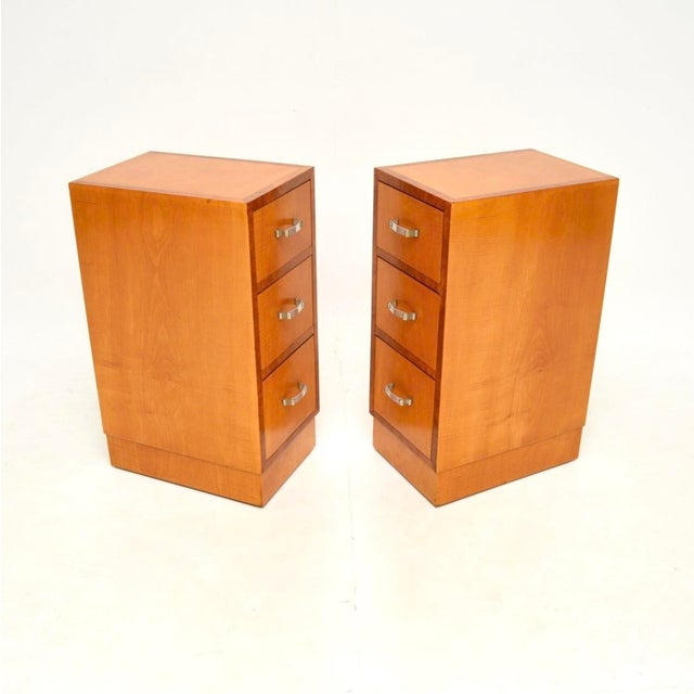 Mid-Century Modern Art Deco Satinwood and Walnut Bedside Chests, 1930s, Set of 2 For Sale - Image 3 of 10