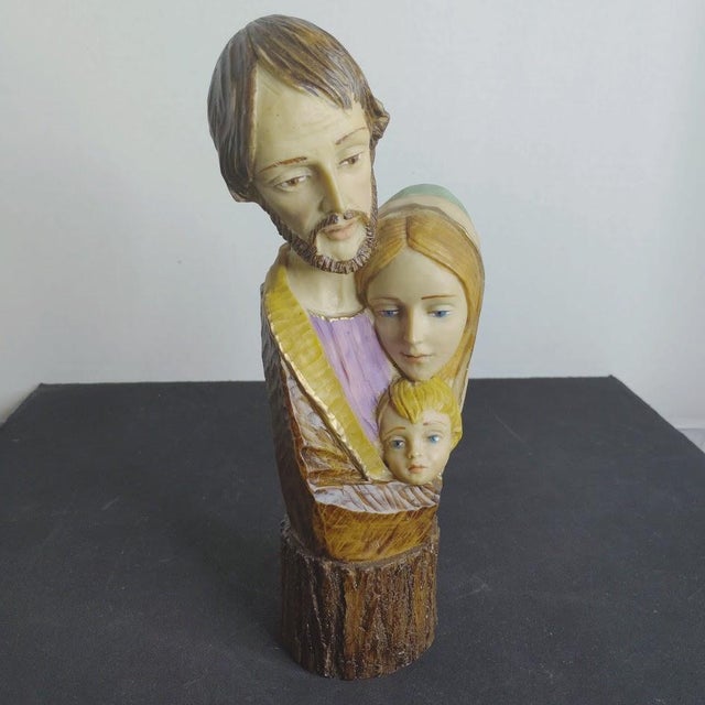 Plastic Vintage Holy Family Carved Statue Figure Attributed to Anri Italy Hand-Painted Christmas Religious For Sale - Image 7 of 7