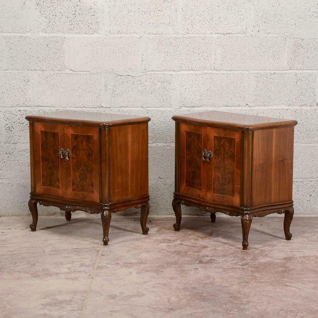 Mid-Century Modern Mid-Century Walnut-Veneered Nightstands, Set of 2 For Sale - Image 3 of 18