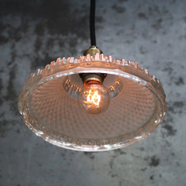 Metal Art Deco French Brass and Etched Clear Glass Pendant Light, 1920s For Sale - Image 7 of 8