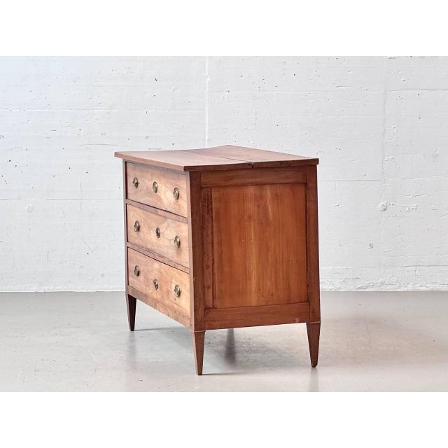 Early 20th Century Antique Neoclassical Chest of 3 Drawers For Sale - Image 13 of 17
