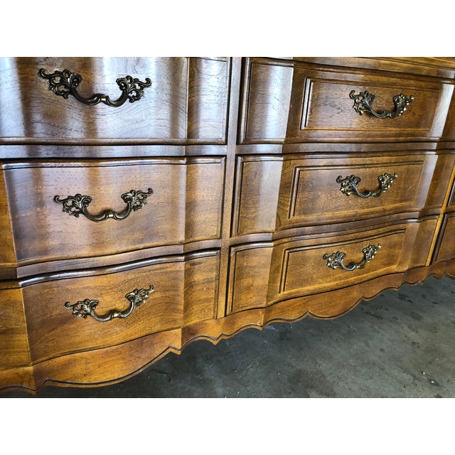 Vintage Thomasville French Provincial Triple Dresser Chairish