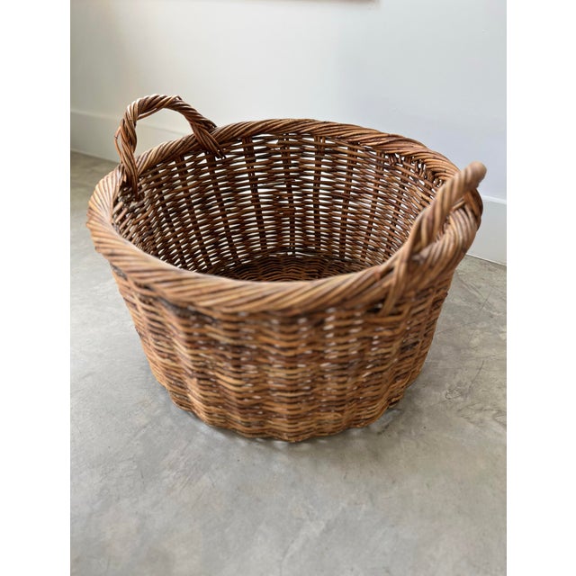 Mid 20th Century Mid 20th Century French Farmhouse Woven Grapevine Basket For Sale - Image 5 of 12