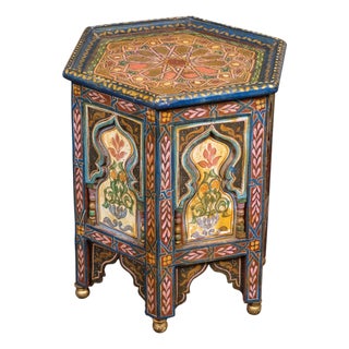 Moroccan Moorish Style 1920s Table with Hexagonal Top and Polychrome Décor For Sale