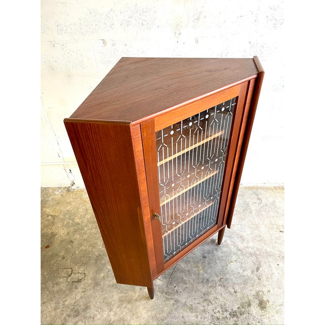 Danish Modern Teak Corner Glass Curio Cabinet or Bar For Sale - Image 4 of 10