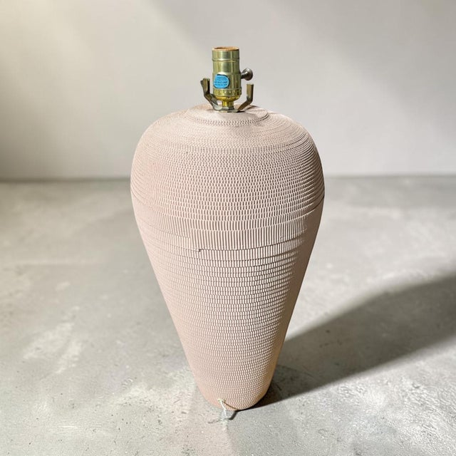 Paper 1970s Gregory Van Pelt Style Corrugated Cardboard Sculptural Table Lamp For Sale - Image 7 of 12