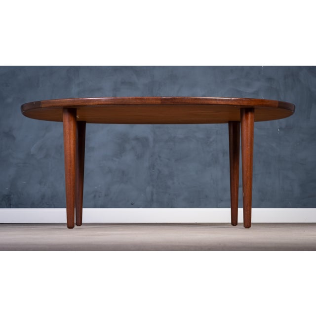 1960s Oval Rosewood Coffee Table attributed to Aksel Kjersgaard, Odense Møbelfabrik, 1960s For Sale - Image 5 of 11