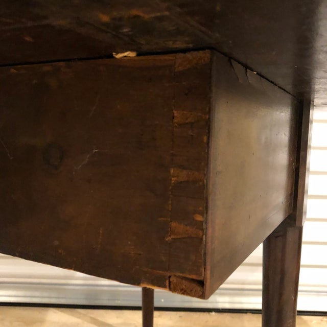 Late 18th Century 18th Century Queen Anne Oval Mahogany Drop Leaf Table For Sale - Image 5 of 8