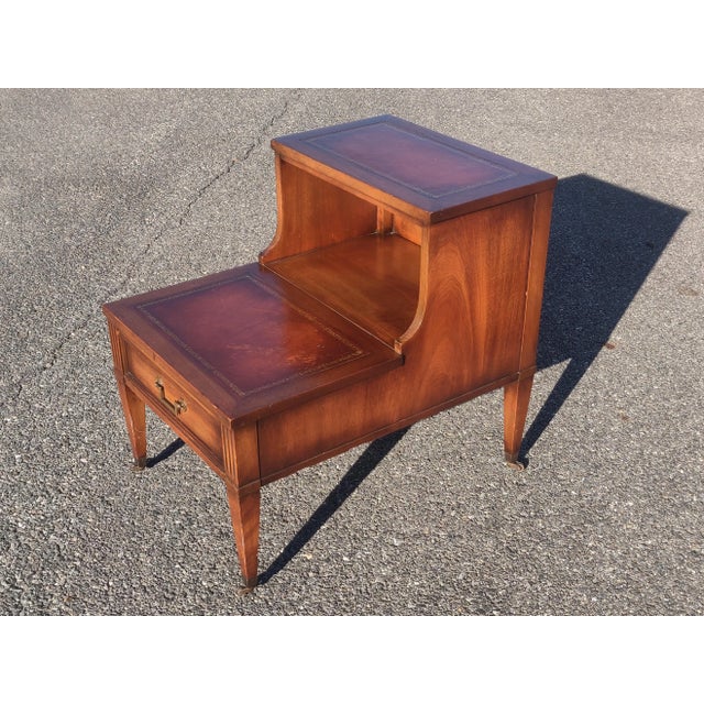 Hekman Furniture Mid 20th Century Vintage Mid-Century Tiered Side Table For Sale - Image 4 of 11