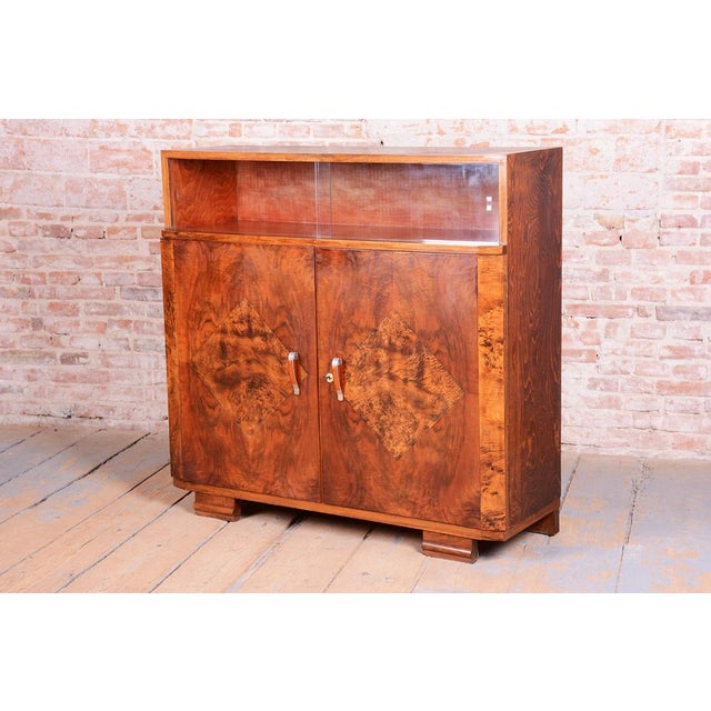 Art Deco Commode in Walnut and Glass, Czech, 1920s For Sale - Image 3 of 18