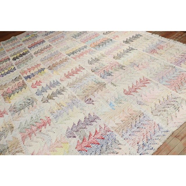 Vintage Inspired Zabihi Collection Oversize Geometric Turkish Kilim For Sale In New York - Image 6 of 11