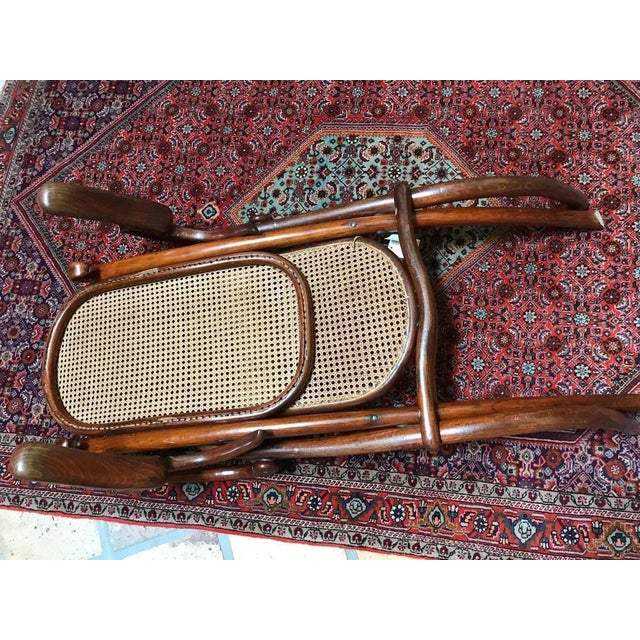 Bentwood Nr 1 Easy Folding Armchair, 1867 For Sale - Image 3 of 6