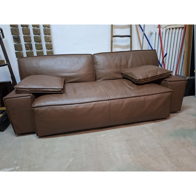 Brown Myworld Sofa in Brown Leather by Philippe Stark for Cassina, 1980s For Sale - Image 8 of 8