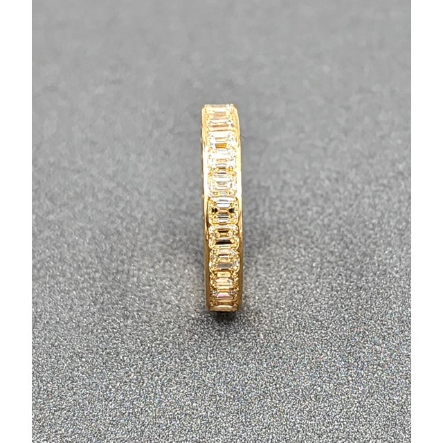 Early 21st Century 3.25 Ct Natural Yellow Emerald Cut Diamond Eternity Ring Size 7 For Sale - Image 5 of 8