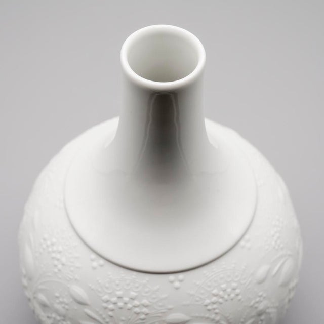 Relief Porcelain Vase Duo by Bjørn Wiinblad for Rosenthal, 1968, Set of 2 For Sale - Image 9 of 14
