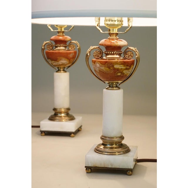 1930s French Depose Art Deco Neoclassic White/Salmon Onyx Marble Column & Urn Bronze Table Lamps - a Pair For Sale In Los Angeles - Image 6 of 13