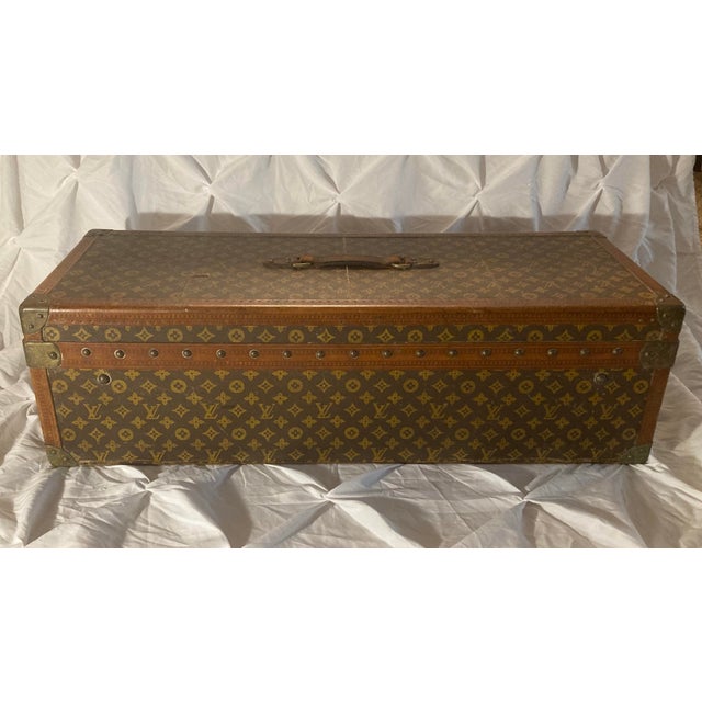 Metal A Rare, Louis Vuitton Monogram Canvas Library Trunk 1911 Made for Britannica Encyclopaedia With Brass Hardware Louis Vuitton, Circa 1911 For Sale - Image 7 of 12