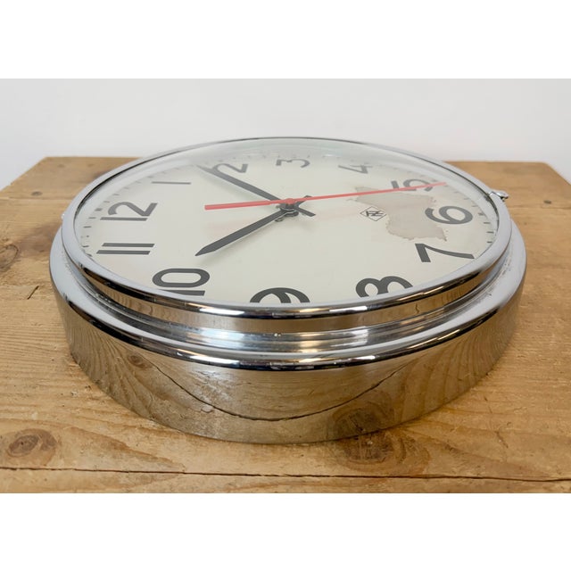 Vintage Industrial Silver Wall Clock from TN, 1960s For Sale - Image 14 of 18