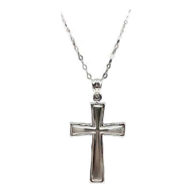 Cross Necklace in 14kt White Gold - 16", 1.4g, Spring Ring Clasp, New Condition For Sale