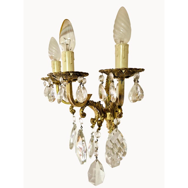 Metal Bronze and Crystal Wall Lamps in the style of King Umberto of Savoy, 1890s, Set of 2 For Sale - Image 7 of 11