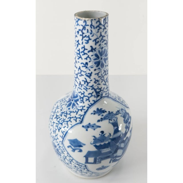 We are selling this nice Chinese blue and white vase. This vase is painted in underglaze blue with floral lotus motifs and...