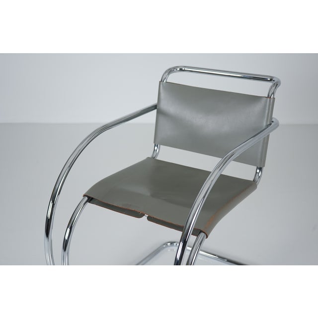 MR20 Tubular Steel Cantilever Chair in Grey Leather by Ludwig Mies van der Rohe for Knoll International, 1970s For Sale - Image 9 of 18
