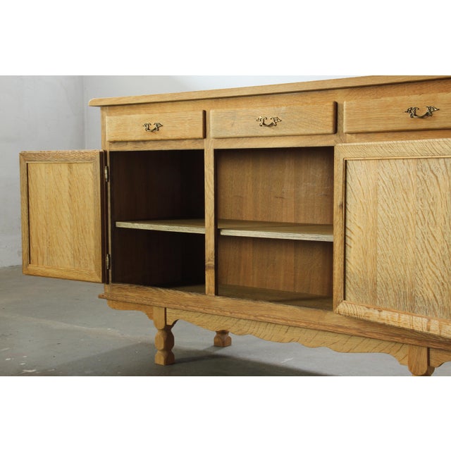1970s Danish Oak Cabinet in the style of Henning Kjærnulf, 1970s For Sale - Image 5 of 18