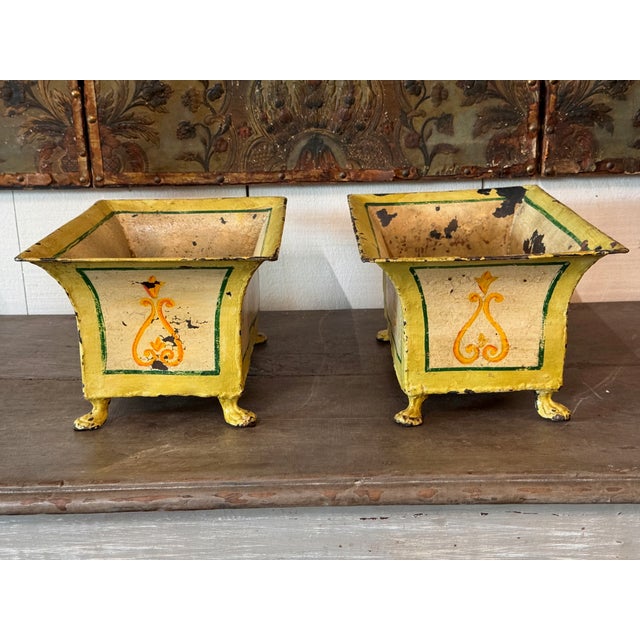 19th Century Pair of 19th Century French Tole Cachepots For Sale - Image 5 of 9