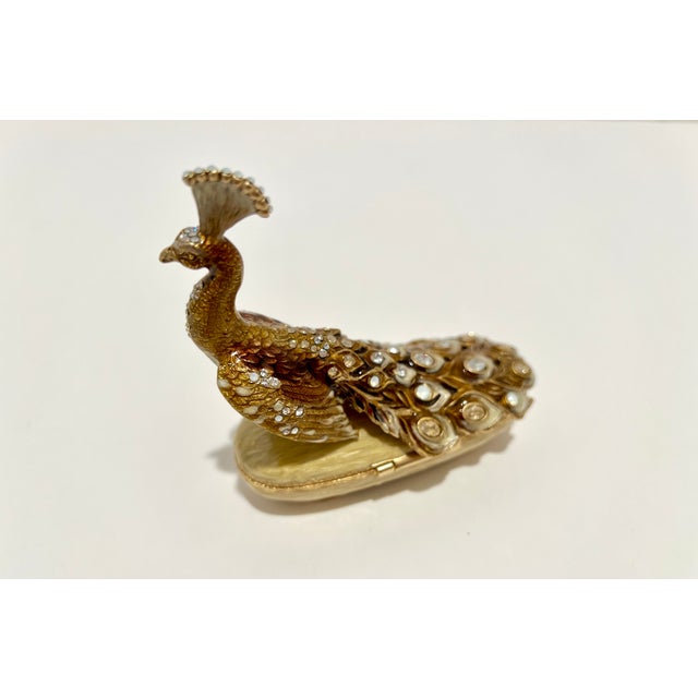 Gold Jay Strongwater Darien Peacock Figurine / Trinket Box - 14k Gold Finish With Swarovski Crystals For Sale - Image 8 of 9