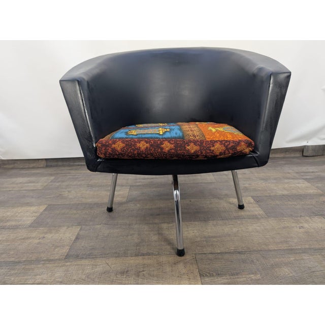 Vintage Club Swivel Cocktail Chair, 1960s For Sale - Image 4 of 13
