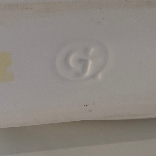 Vintage 1980s Art Deco Glossy White Swirl Flower Planter Signed Organic Modern For Sale - Image 4 of 9