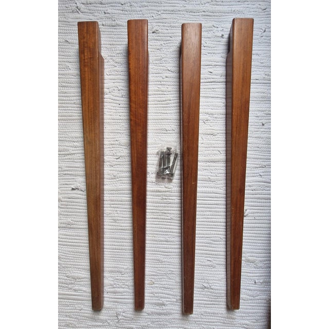 Round Extendable Table in Teak, 1960s For Sale - Image 10 of 12